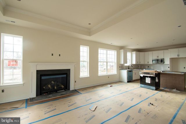 9 REDKIST DR, Mullica Hill, NJ 08062