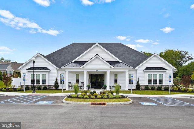 9 REDKIST DR, Mullica Hill, NJ 08062