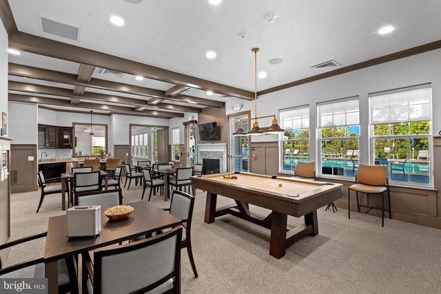 9 REDKIST DR, Mullica Hill, NJ 08062