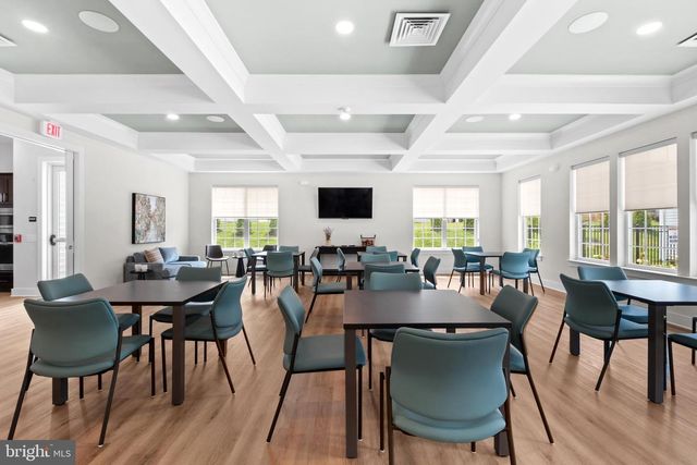 9 REDKIST DR, Mullica Hill, NJ 08062