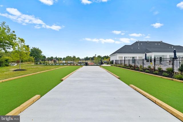 9 REDKIST DR, Mullica Hill, NJ 08062