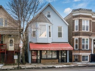 3611 W Diversey Avenue, Chicago, IL 60647