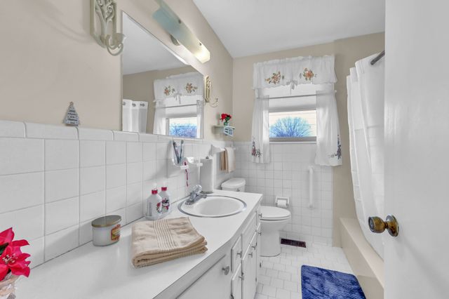 217 Sewell Dr, Clarksville, TN 37042