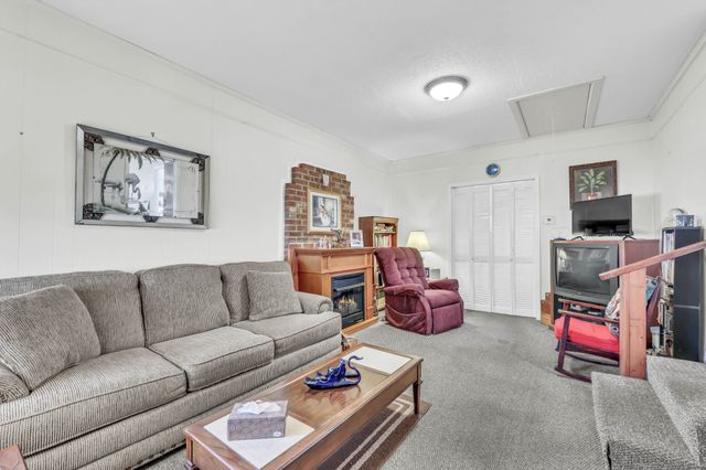 217 Sewell Dr, Clarksville, TN 37042