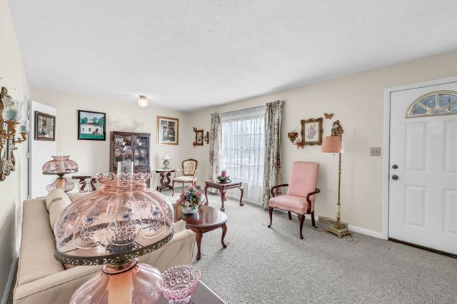 217 Sewell Dr, Clarksville, TN 37042