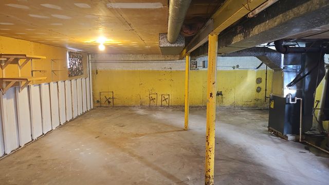 12343 S Lincoln Street, Calumet Park, IL 60827