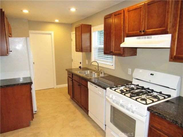 702 N Cambridge, Orange, CA 92867