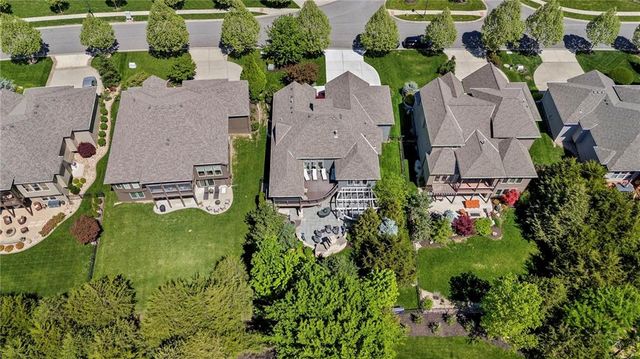 24775 W 98th Street, Lenexa, KS 66227