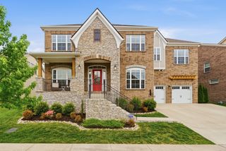 4025 Foxglove Farm Dr, Franklin, TN 37064