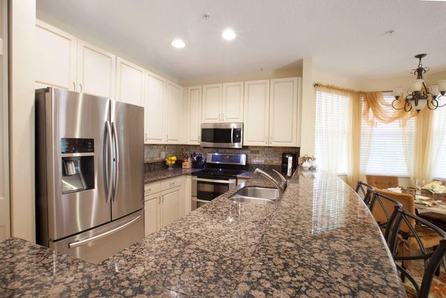 1264 VIA DE FOSSI, Boynton Beach, FL 33426
