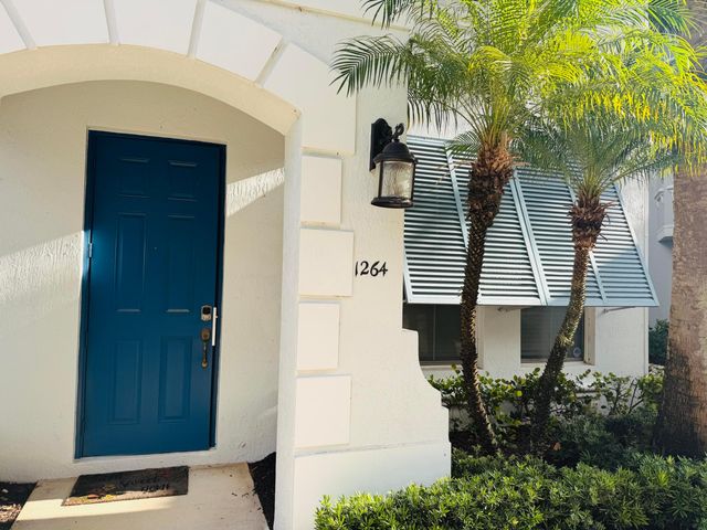 1264 VIA DE FOSSI, Boynton Beach, FL 33426