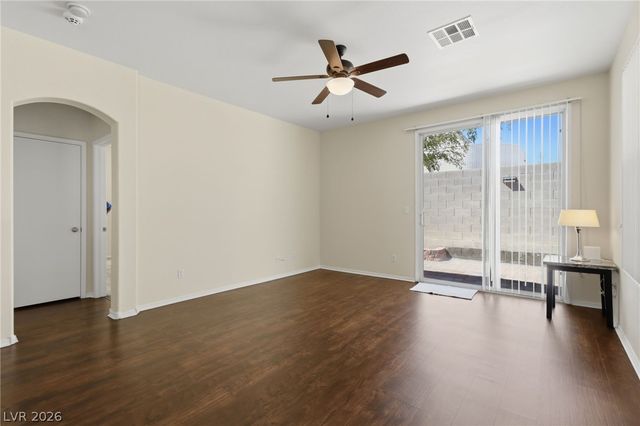2528 Living Rock Street, Las Vegas, NV 89106