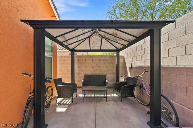 2528 Living Rock Street, Las Vegas, NV 89106