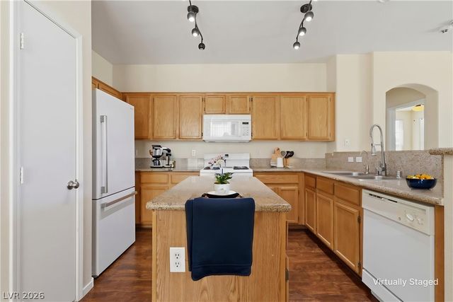 2528 Living Rock Street, Las Vegas, NV 89106