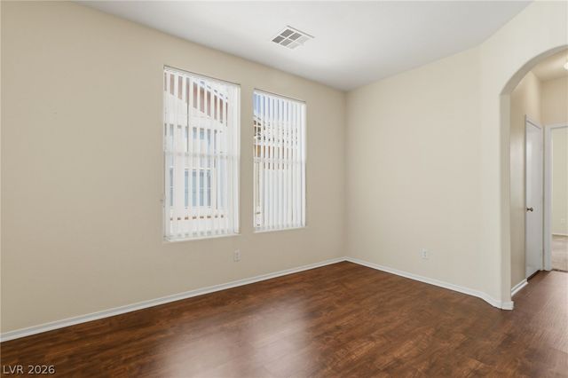 2528 Living Rock Street, Las Vegas, NV 89106