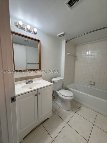 9999 Summerbreeze Dr 119, Sunrise, FL 33322