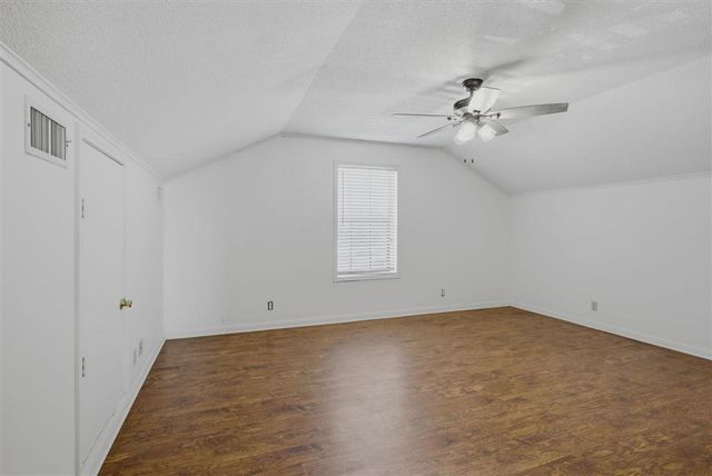2007 Nicholas Street, Lake Charles, LA 70605