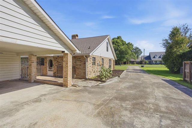 2007 Nicholas Street, Lake Charles, LA 70605