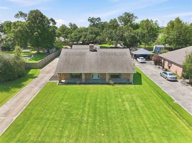 2007 Nicholas Street, Lake Charles, LA 70605