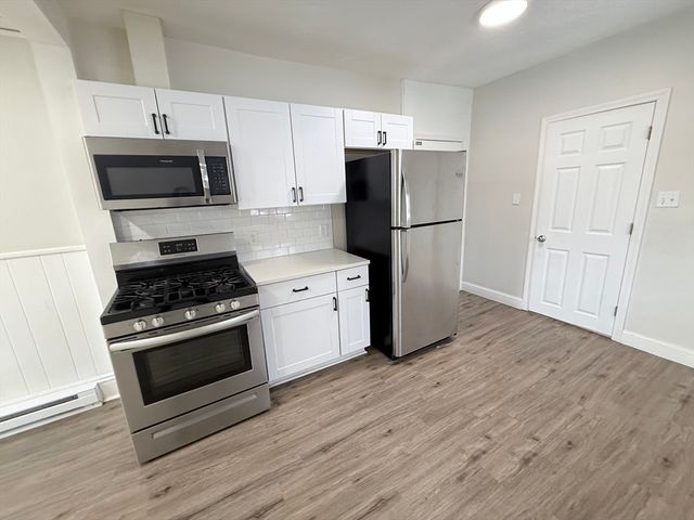 92 S Common 4, Lynn, MA 01902