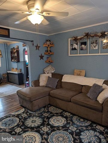331 E 3RD ST, Mount Carmel, PA 17851