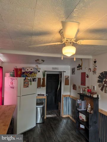 331 E 3RD ST, Mount Carmel, PA 17851