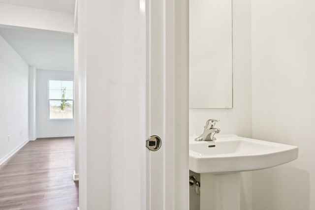 119 Cornerstone Crossing, Hampshire, IL 60140