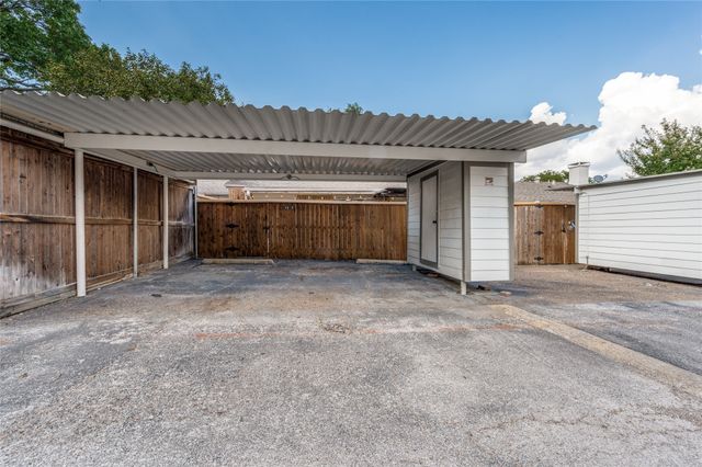 13618 Brookgreen Drive, Dallas, TX 75240