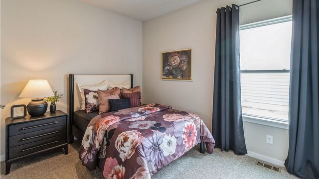 3284 Artesian Road, Marion, IA 52302