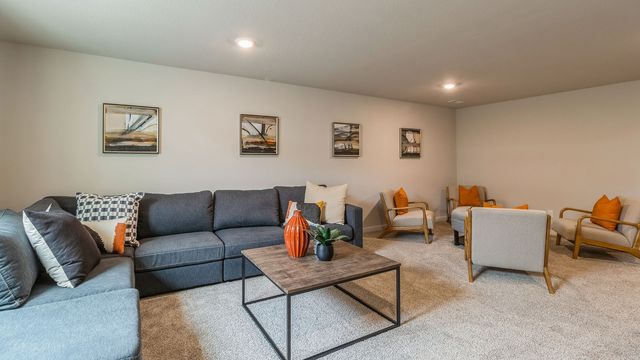 3284 Artesian Road, Marion, IA 52302