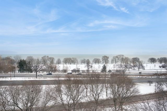 5555 N Sheridan Road 602, Chicago, IL 60640