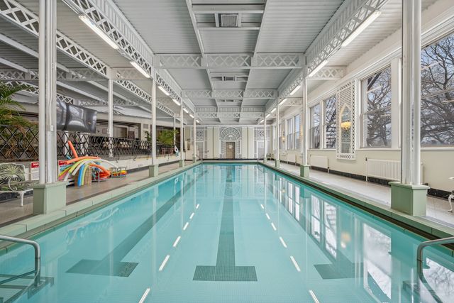 5555 N Sheridan Road 602, Chicago, IL 60640