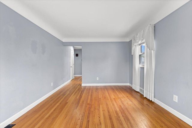 2236 Tyler Avenue, Berkley City, MI 48072