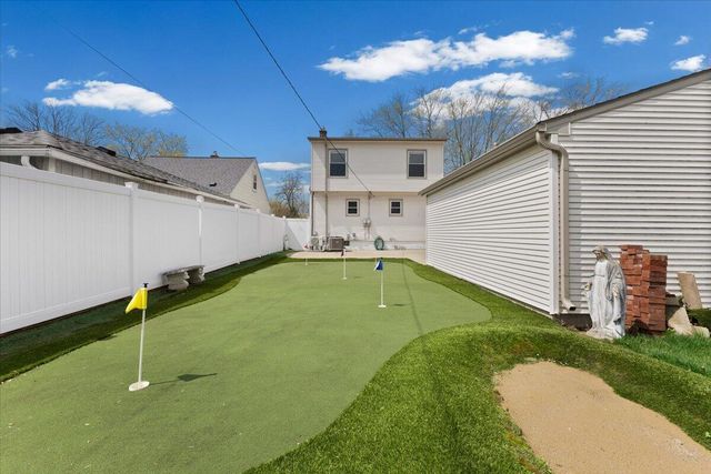 2236 Tyler Avenue, Berkley City, MI 48072