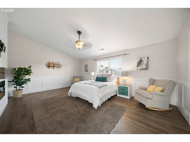 20152 CHANTICLEER Pl, Oregon City, OR 97045