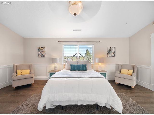 20152 CHANTICLEER Pl, Oregon City, OR 97045