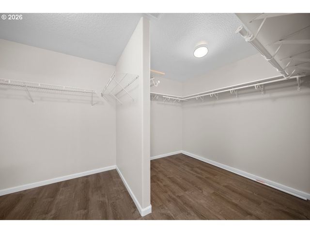 20152 CHANTICLEER Pl, Oregon City, OR 97045
