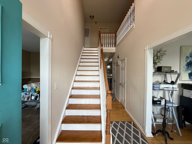 611 Crossfield Court, Indianapolis, IN 46239