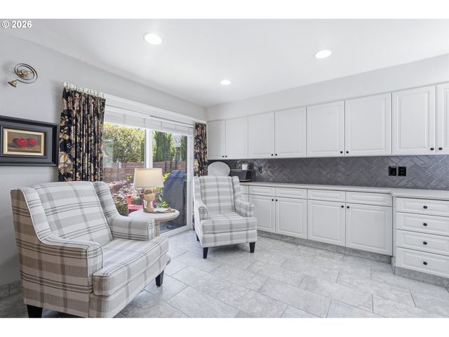 7670 Sw ARBOR LAKE Ct, Wilsonville, OR 97070