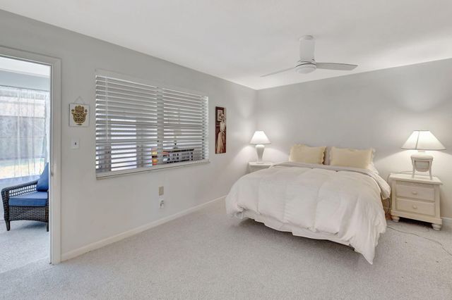 170 High Point Terrace E Apt B, Delray Beach, FL 33445