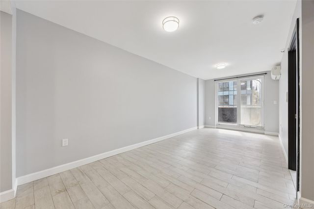 35-20 146th Street 3B, Flushing, NY 11354