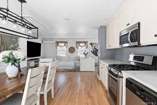 102 Garfield Place, Massapequa, NY 11758