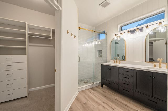 137 Trail Rider WAY, Georgetown, TX 78633