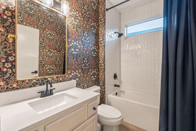 137 Trail Rider WAY, Georgetown, TX 78633