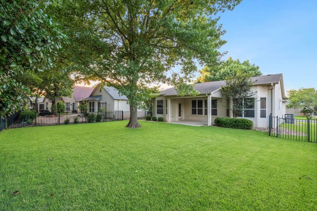 137 Trail Rider WAY, Georgetown, TX 78633