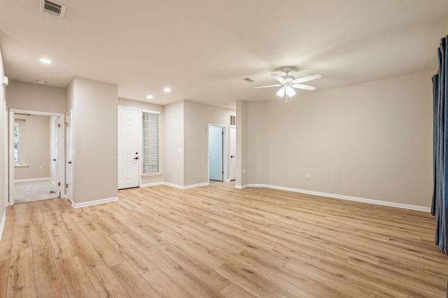137 Trail Rider WAY, Georgetown, TX 78633