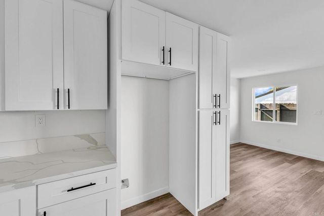 2027 31 E Avenue, National City, CA 91950