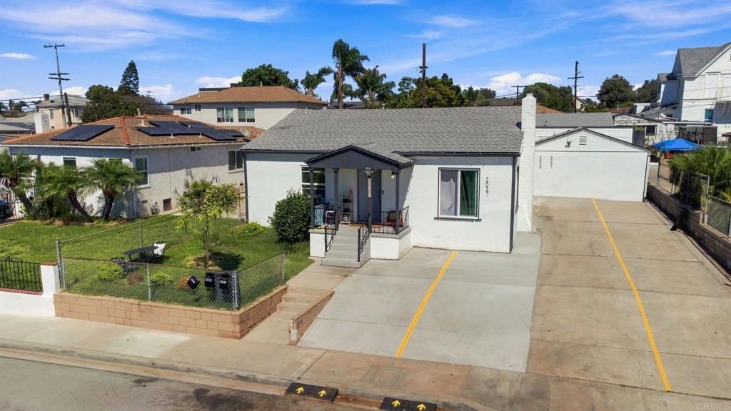 2027 31 E Avenue, National City, CA 91950