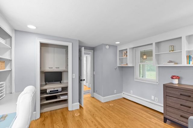 68 Stumpfield Road, Kensington, NH 03833