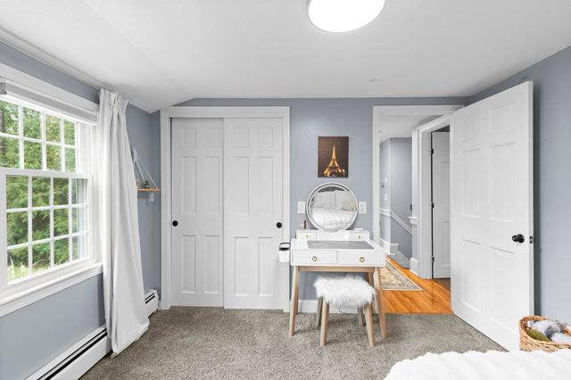 68 Stumpfield Road, Kensington, NH 03833